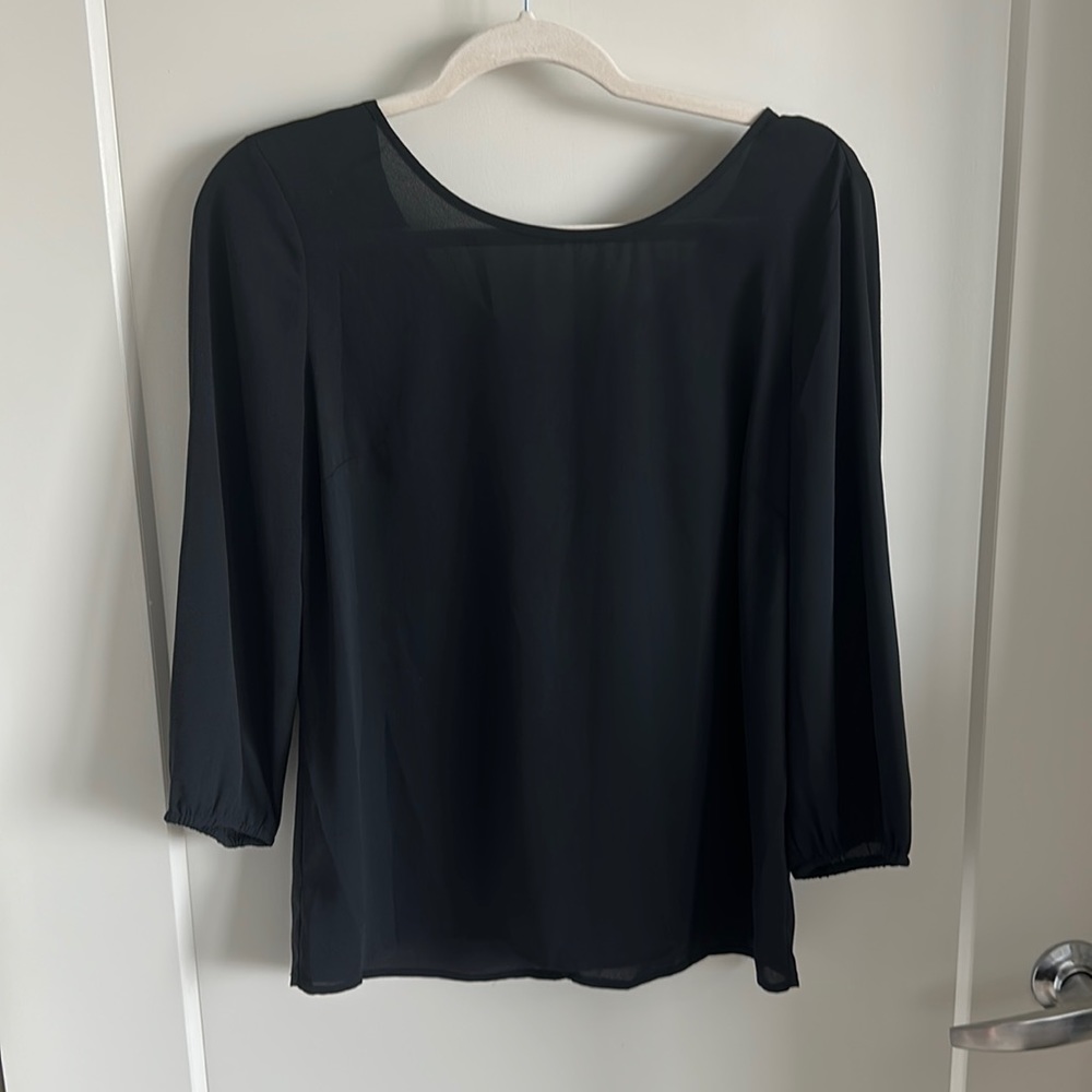 Black top with bow back